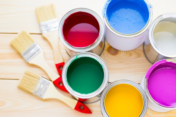 different types and color of paint depicting the right paint for propane tank